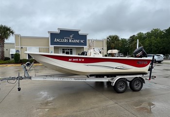2014 Carolina Skiff 218 DLV Boat
